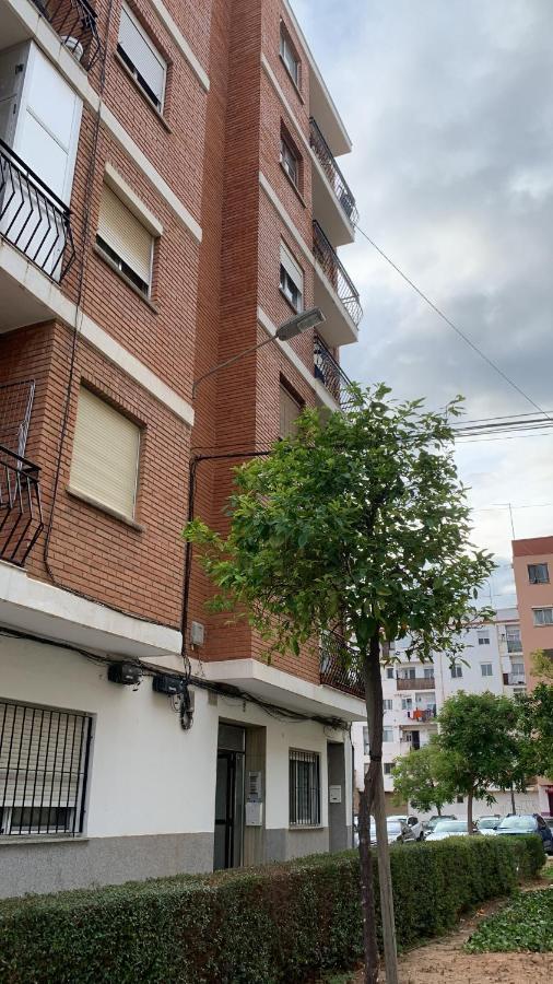 Habitacion Privada En Piso Compartido Hotel Valencia Ngoại thất bức ảnh