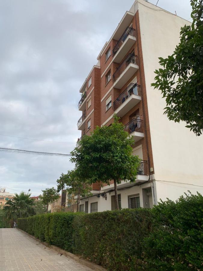 Habitacion Privada En Piso Compartido Hotel Valencia Ngoại thất bức ảnh